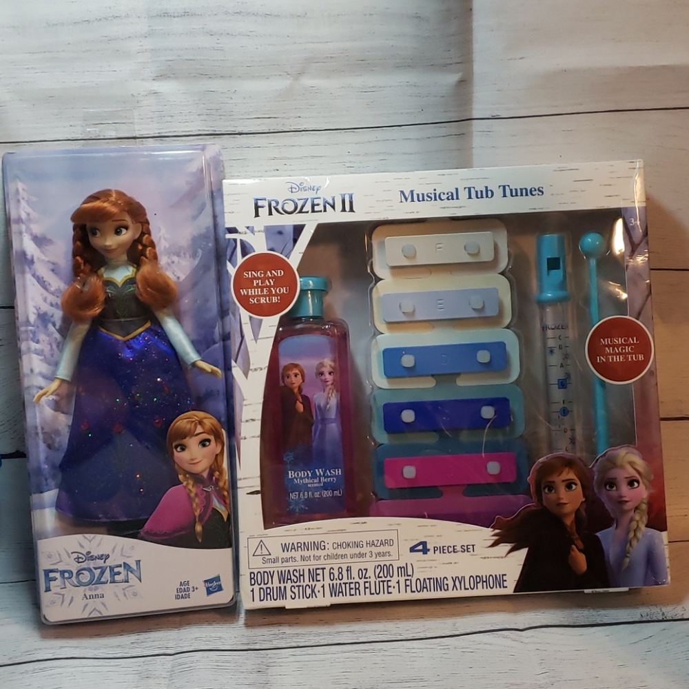 Frozen Anna & Musical Tub Tunes